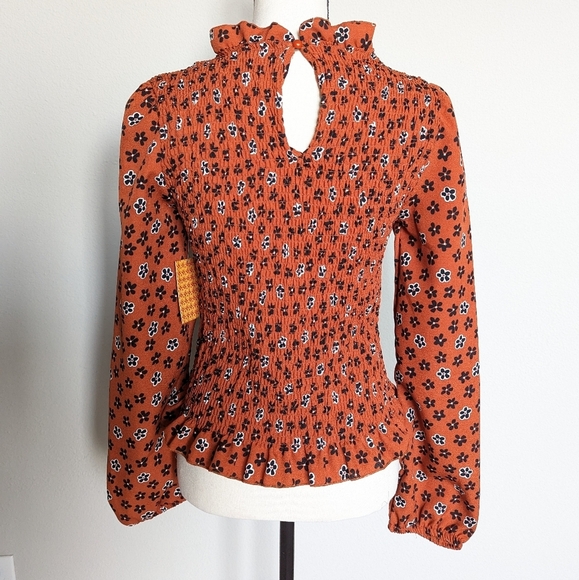 Dark orange black & white floor print shirred long sleeve rifle trim top size M - Picture 7 of 10